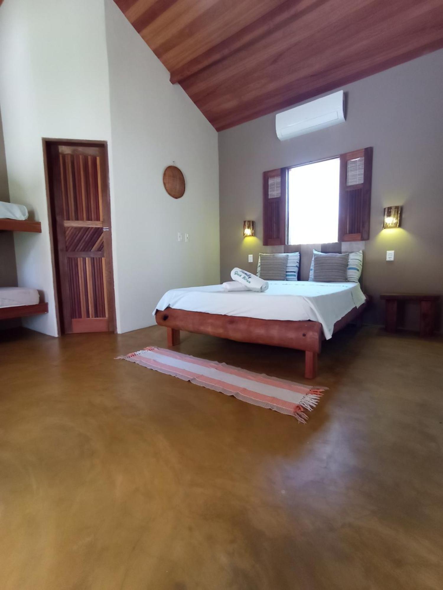 Family Guest House Velha Boipeba Екстер'єр фото